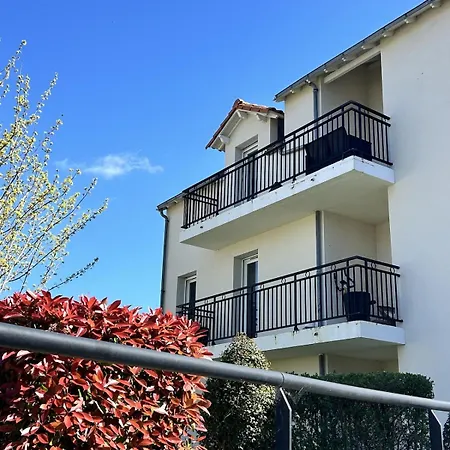 2 Avec Balcon Et Parking à Centre Appartement *